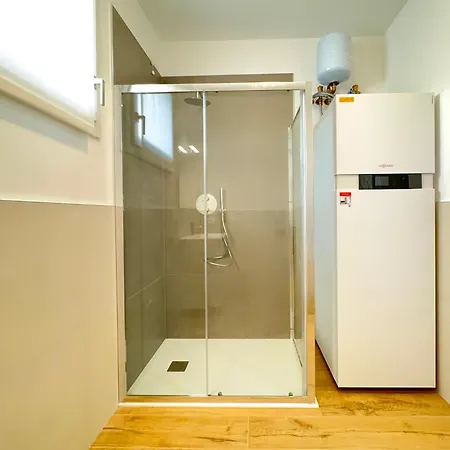 J Eight Family - Carraro Immobiliare Apartment *
